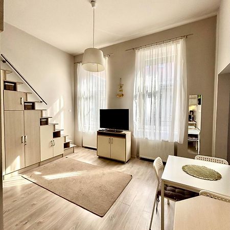 Ava Central Residence Budapest Bagian luar foto